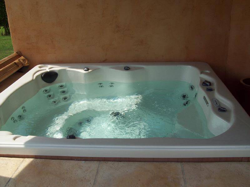 Vente et installation de spa en Côte-d'Or